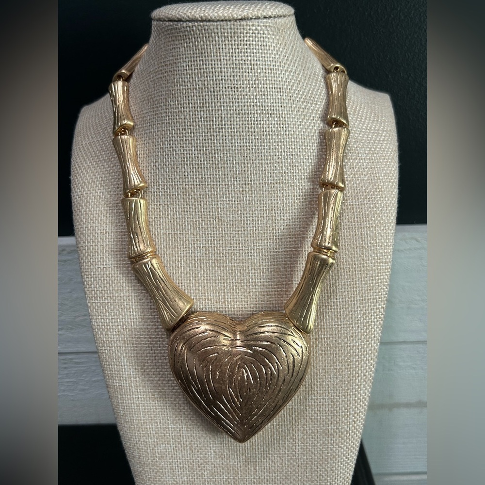 Bold Gold Tone Heart Statement Necklace – Chunky Bamboo Link Style